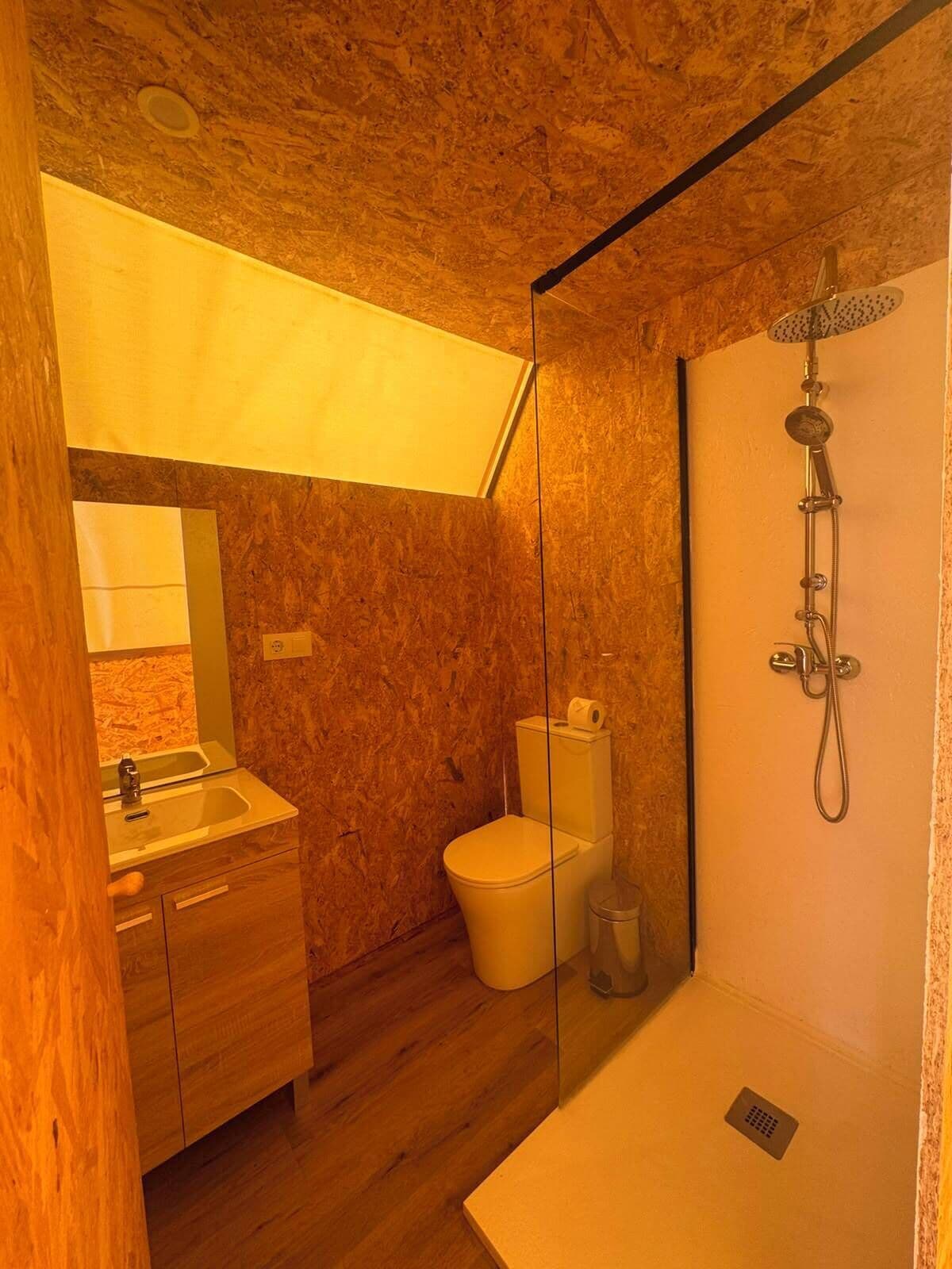 Standard Bungalow, 1 Bedroom, Private Bathroom | Bathroom | Shower, free toiletries, hair dryer, towels