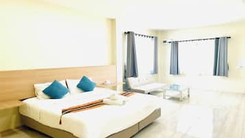 Deluxe Double Room | Free WiFi, bed sheets