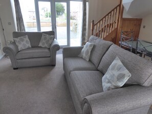 Casa de campo Confort, baño privado, vistas al jardín | Salón