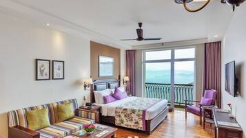 Hotel Unit (Superior Room) | 1 bedroom, in-room safe, desk, iron/ironing board