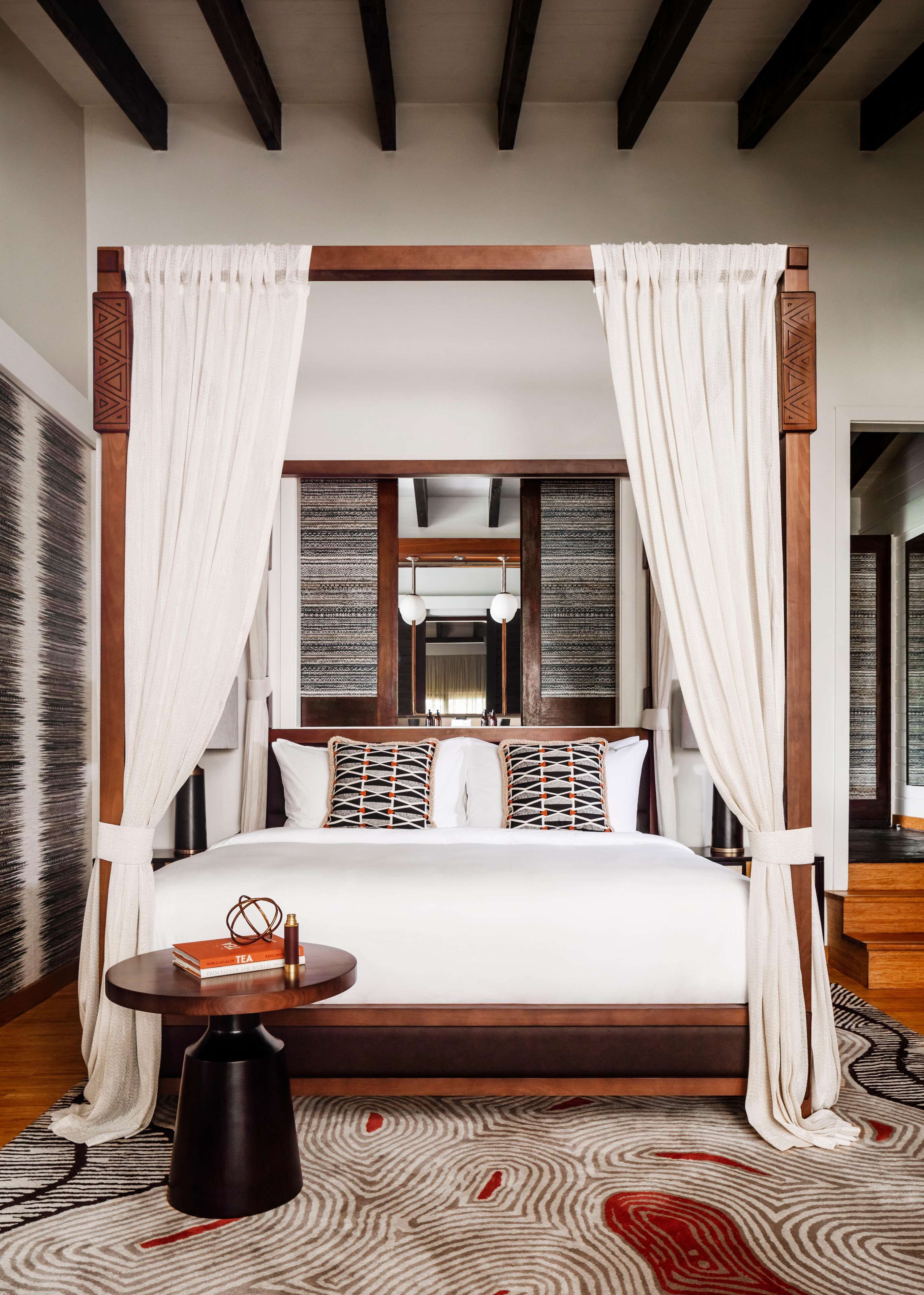 Minibar, in-room safe, soundproofing, free WiFi