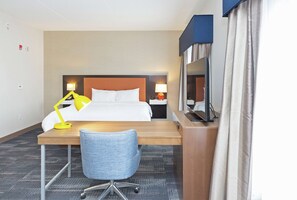 Escritorio, cortinas blackout y insonorización 