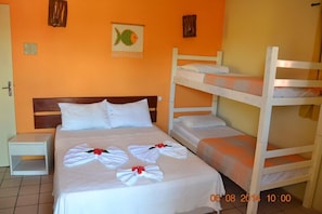 Minibar, blackout drapes, free WiFi, bed sheets - Pousada Beija-Flores (Ipojuca)
