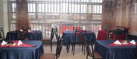 Breakfast, lunch, dinner served; local and international cuisine