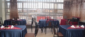 Diamonds Hotel