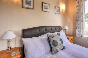 Dobbeltrom – comfort | Sengetøy av topp kvalitet, strykejern/-brett og wi-fi (inkludert)