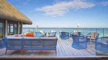 Sun deck