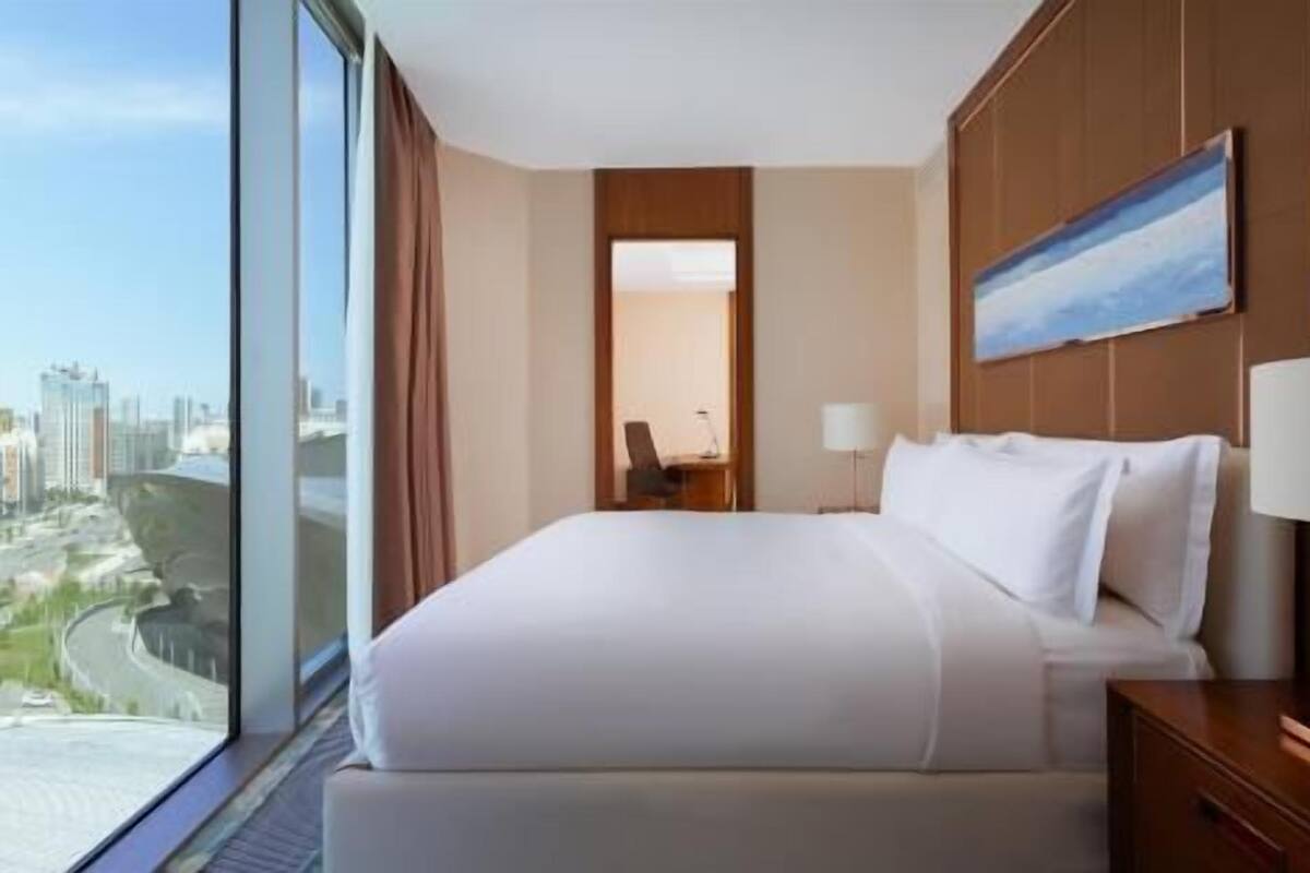 Literie de qualité supérieure, matelas mémoire de forme, minibar