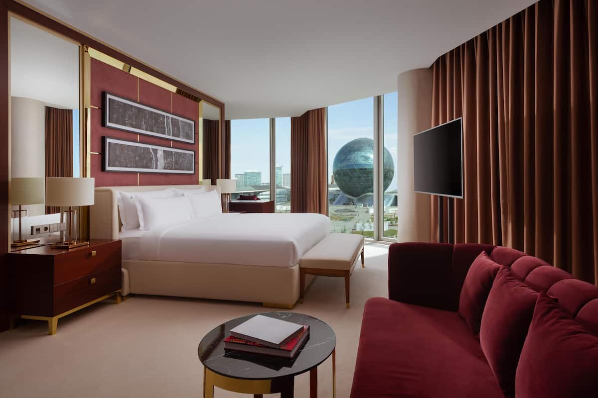 Presidential Suite, 1 King Bed | Premium bedding, memory foam beds, minibar, in-room safe