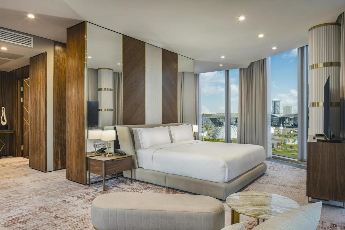 Premium bedding, memory foam beds, minibar, in-room safe