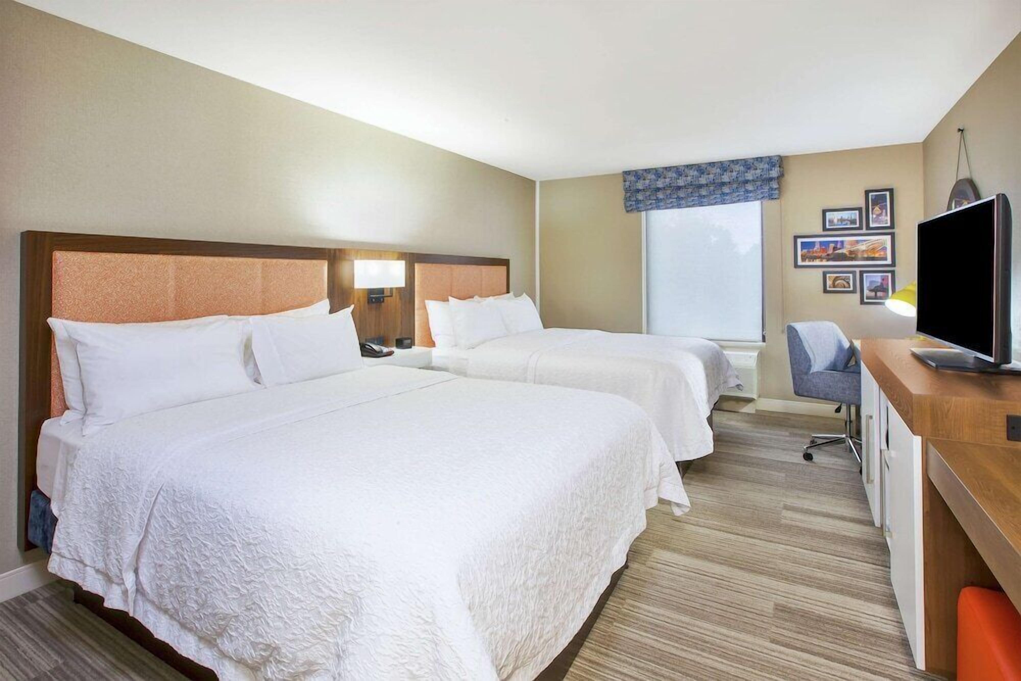 In-room safe, desk, blackout drapes, soundproofing