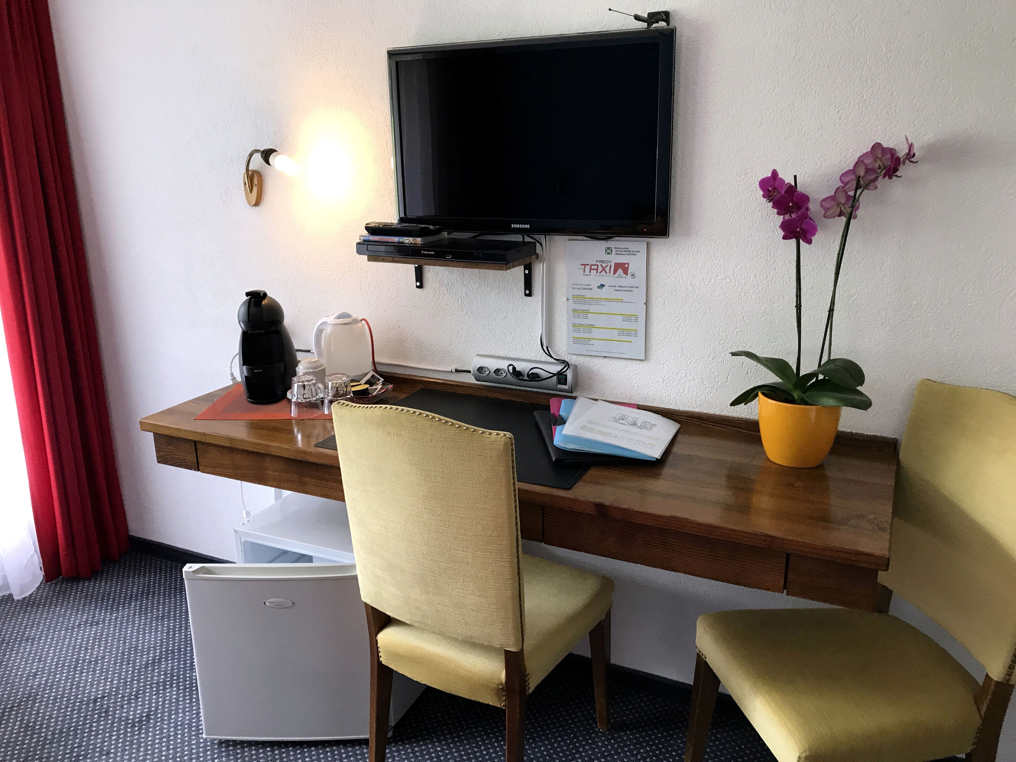 luxury triple room, mountain view | frette italian sheets, premium bedding, select comfort beds, minibar