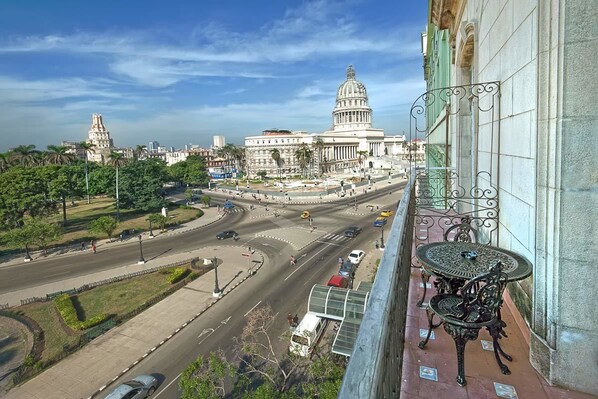 Apartment (2 Rooms) | Terrace/patio