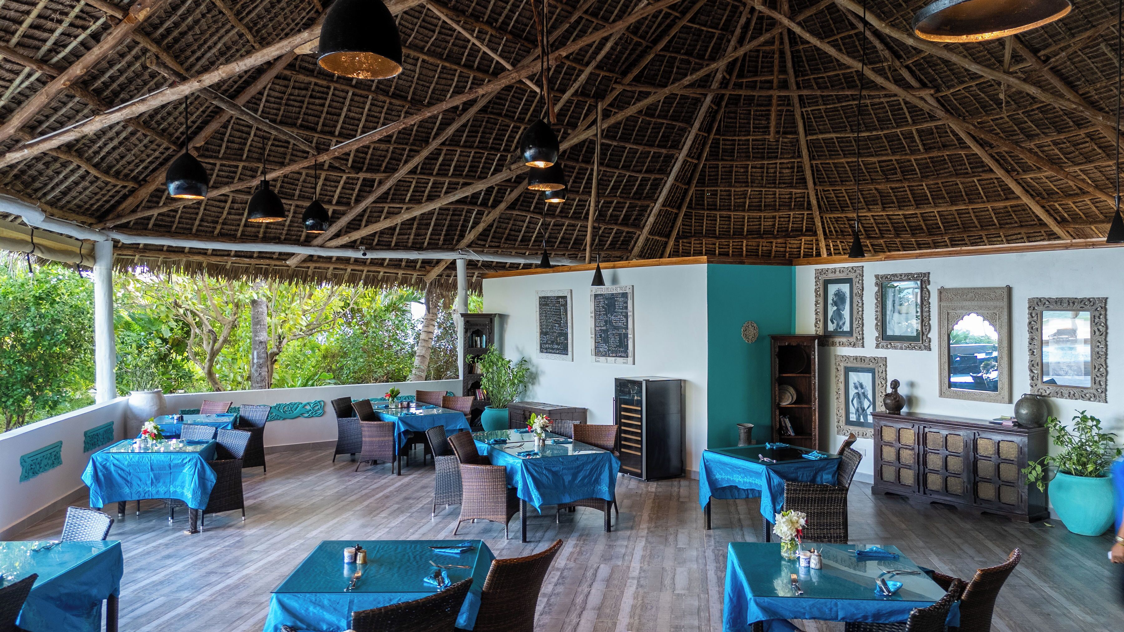 breakfast, lunch, dinner served; local and international cuisine