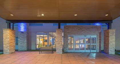Holiday Inn Express & Suites Indianapolis NW - Zionsville by IHG