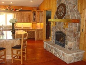 Room, Private Bathroom (Safari Inn Room) | Private kitchen | Coffee/tea maker - The Wild Game Inn (Darby)