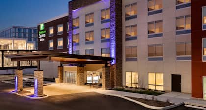 Holiday Inn Express and Suites-Cincinnati NE - Red Bank Road by IHG