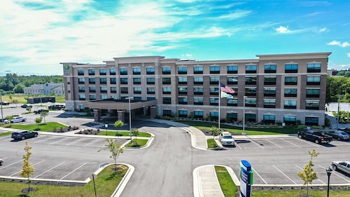 Holiday Inn Express and Suites-Elizabethtown North by IHG