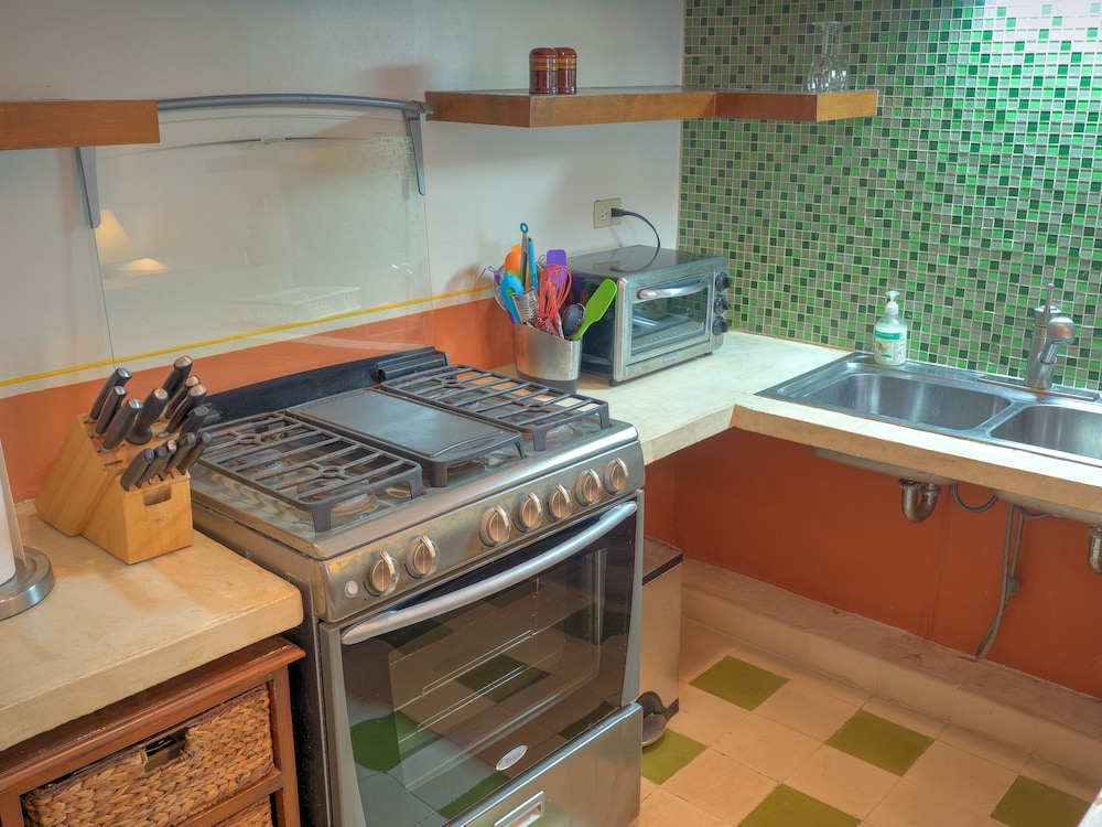 Luz En Yucatan by null