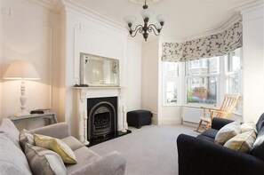Townhome, 3 Bedrooms | Living room