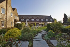 Garden - Quorn Grange Hotel (Loughborough)