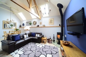 Cottage, 2 slaapkamers, 2 badkamers | Woonkamer | Flatscreentelevisie