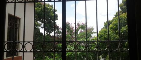 Quang cảnh từ phòng