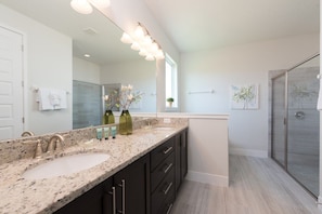 Bathroom - 5 Star Villas at Encore Resort (Kissimmee)