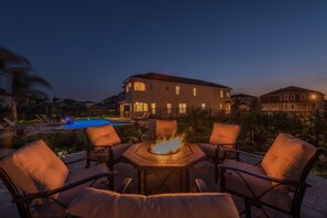 5 Bedroom House | Terrace/patio - 5 Star Villas at Encore Resort (Kissimmee)