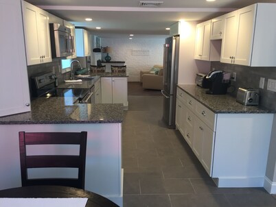 Beautiful Provincetown 2 bedroom centrally located