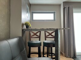 Televisión de pantalla plana, películas con cargo