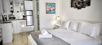 Segovia Studio Units