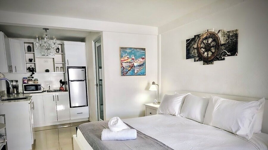 Segovia Studio Units