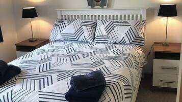 3 Schlafzimmer, Bügeleisen/Bügelbrett, kostenloses WLAN, Bettwäsche