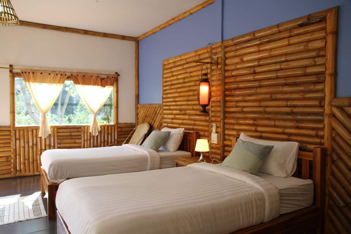 Garden View Room | Rollaway beds