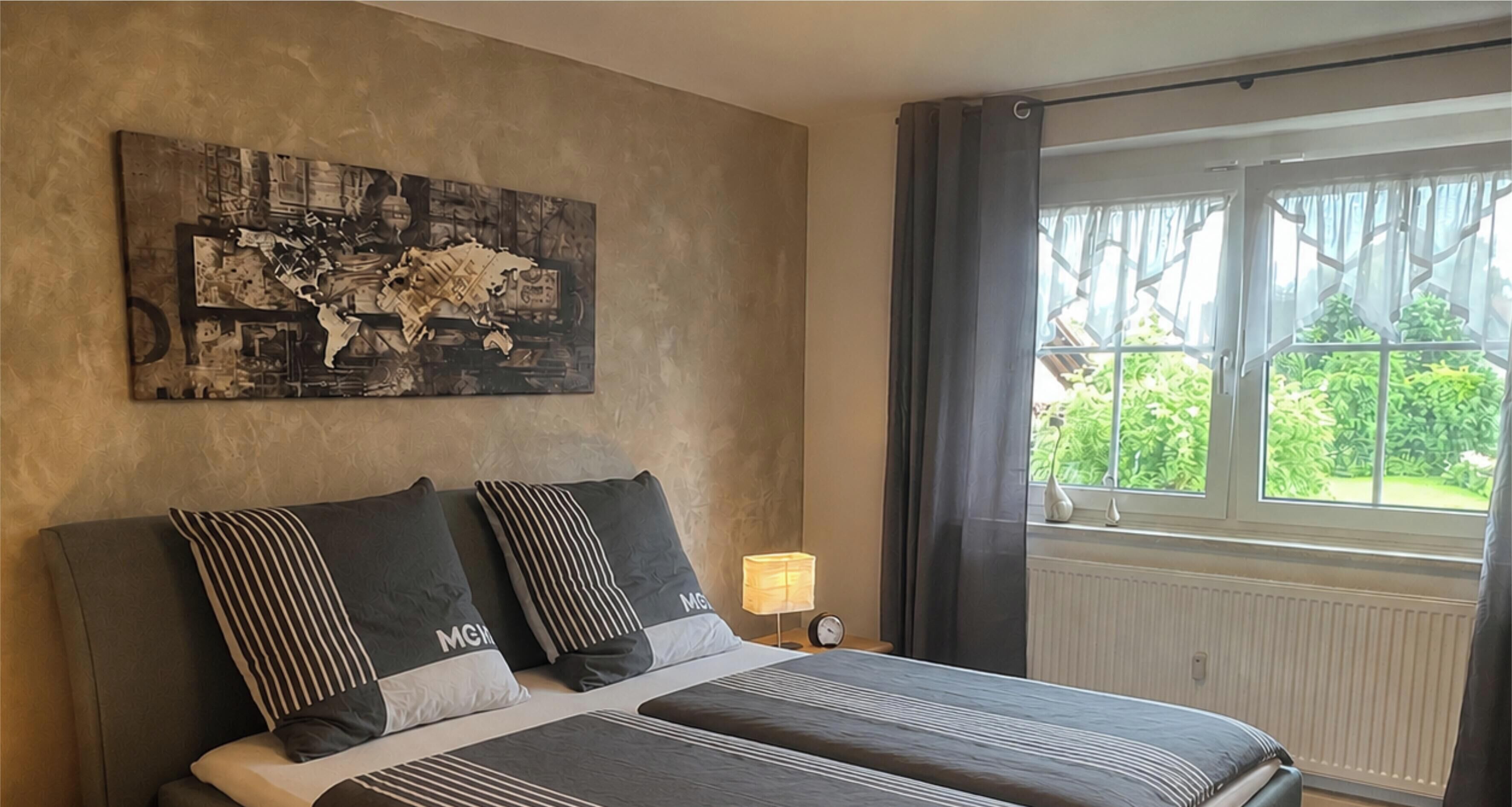 2 bedrooms, iron/ironing board, WiFi (free), bed sheets