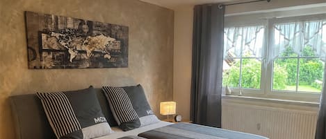 2 habitaciones, tabla de planchar con plancha y wifi gratis