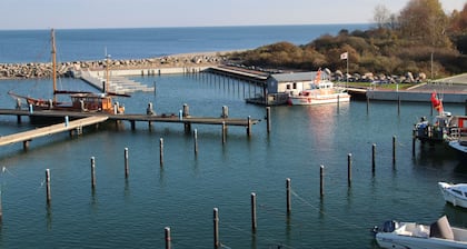 FH exclusif avec beaucoup de charme, sauna, piscine extérieure, cheminée, gr. Jardin & chaise de plage