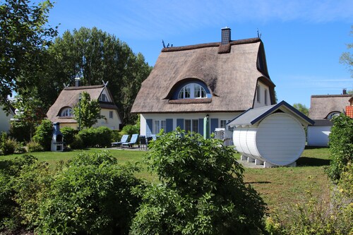 Exklusives Reethaus, Sauna, Whirpool, Kamin, Garten & Strandkorb (8 Pers.& Baby)