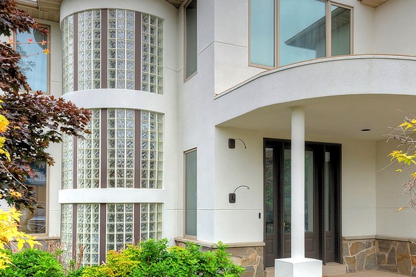 Grand entrance