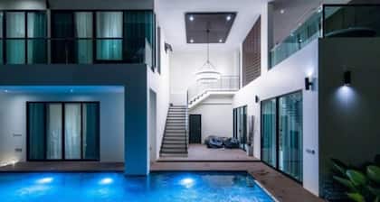 Itz Time Hua Hin Pool Villa
