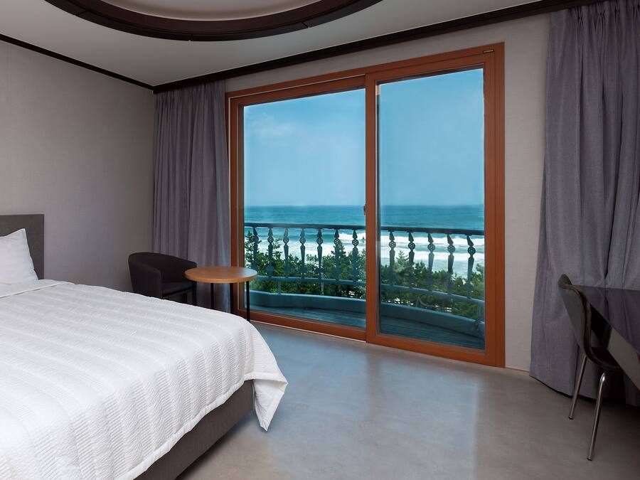 Wi-Fi de cortesia, roupa de cama