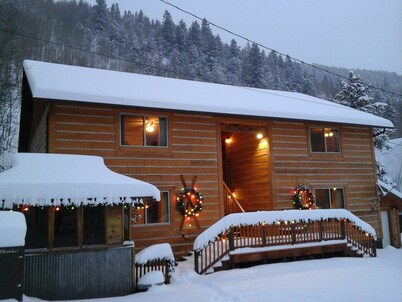 Ski Town Condos - Mountain Comfort in Monarch/Garfield, Colorado