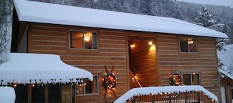 Ski Town Condos - Mountain Comfort in Monarch/Garfield, Colorado