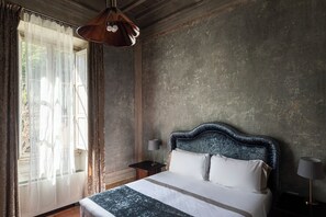 Apartment, 1 Bedroom, Balcony (Belvedere) | Premium bedding, memory foam beds, in-room safe, individually decorated - Numa Florence  Palazzo San Niccolò (Florence)