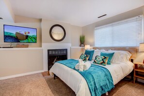 3 bedrooms, iron/ironing board, travel crib, WiFi