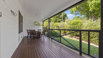 2 Bedroom Cottage | Terrace/patio