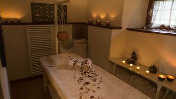 Área de tratamiento exterior, un sauna, baño turco, baño turco/hammam