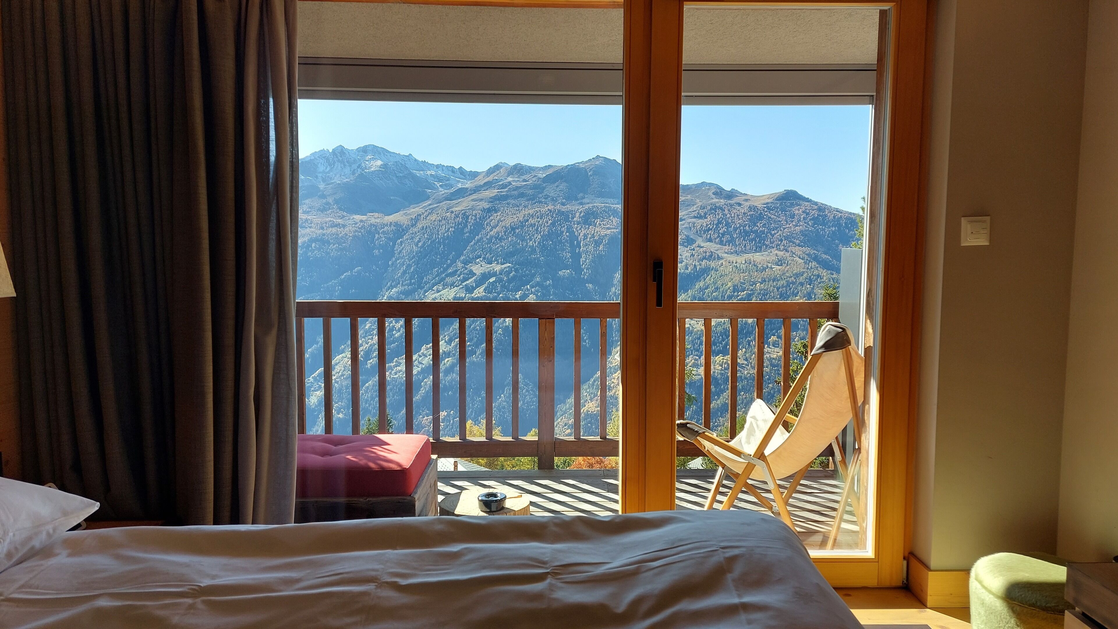 premium room (3, south, mi - qsof) | view from room