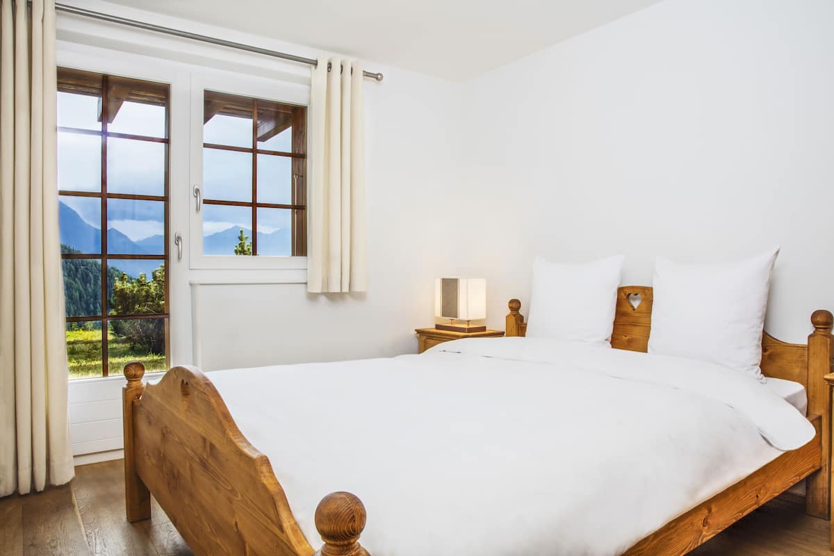 Apartment, 3 Bedrooms (7) | Premium bedding, minibar, soundproofing, free WiFi